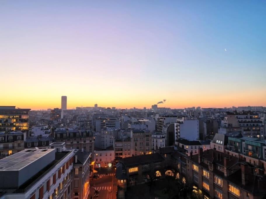 A Cozy Parisian Close To Eiffel Tower Apartment Paris